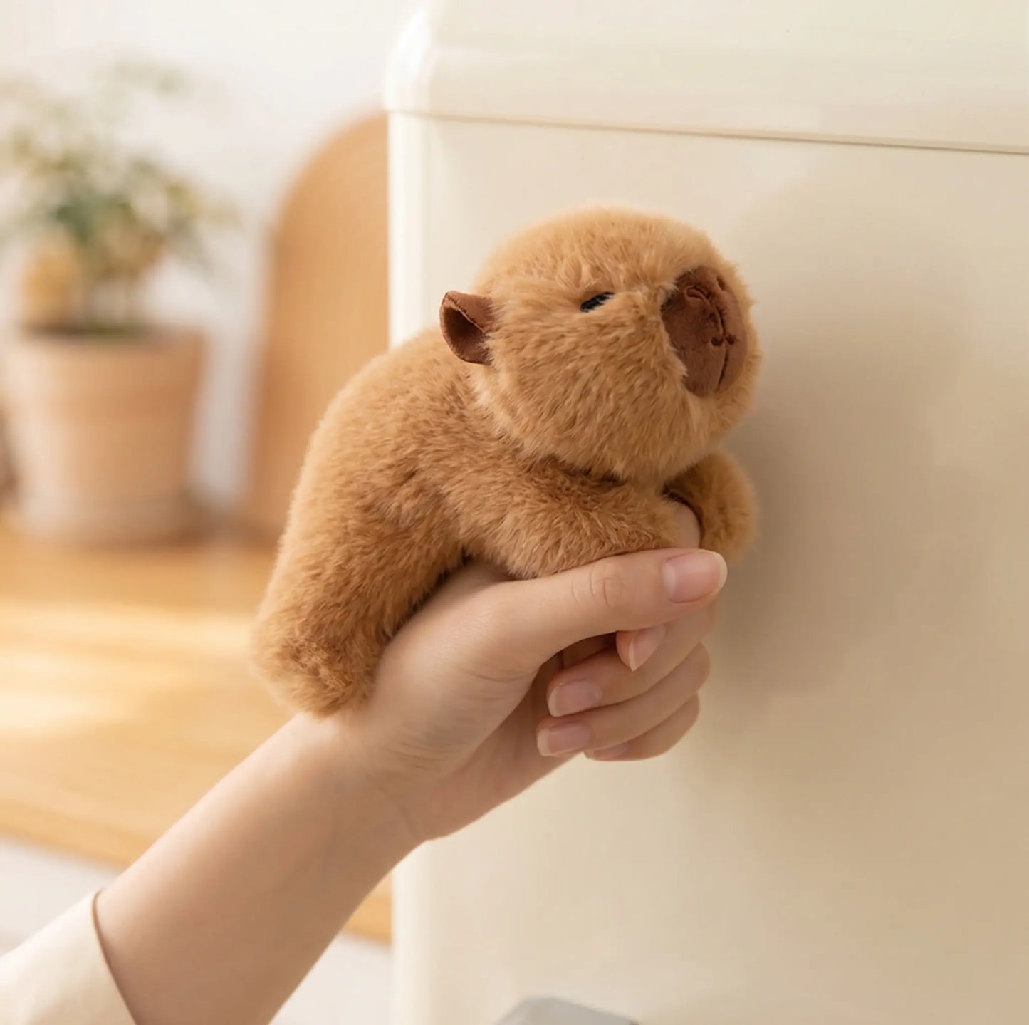 Magnetic Capybara Plush – Fridge Buddy